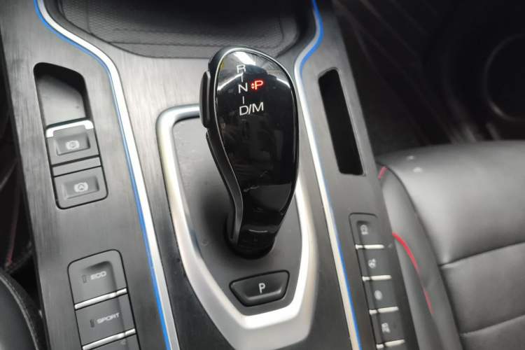 Used Wey VV7 GT 2020 2.0T Brabus Automotive Limited Edition Gear Lever