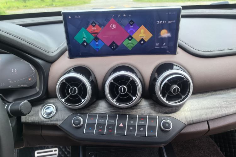 Used Wey VV7 GT 2020 2.0T Flagship Edition Interior 7