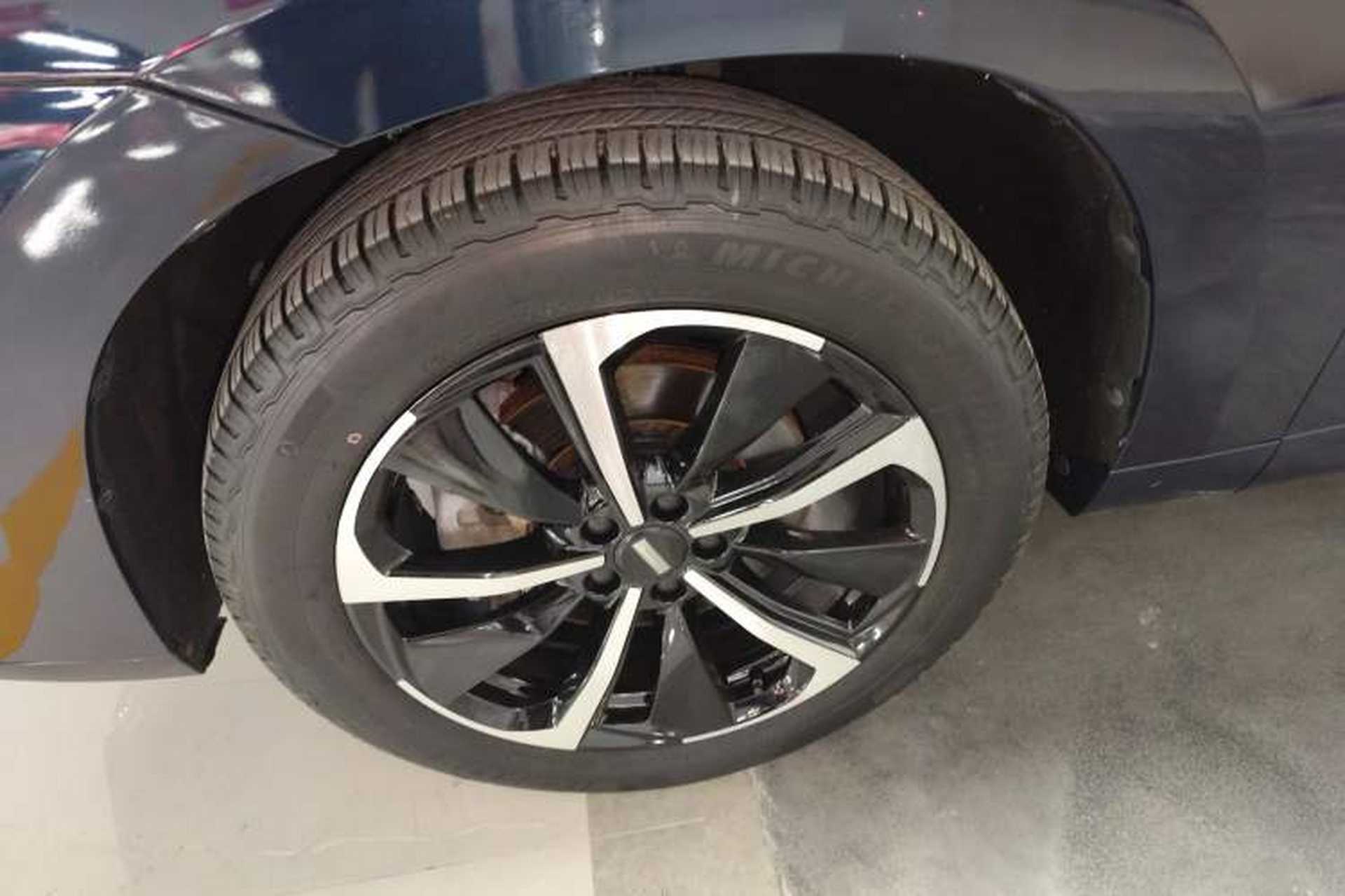Used Wey VV7 GT 2020 2.0T Flagship Edition Left Front Wheel Hub