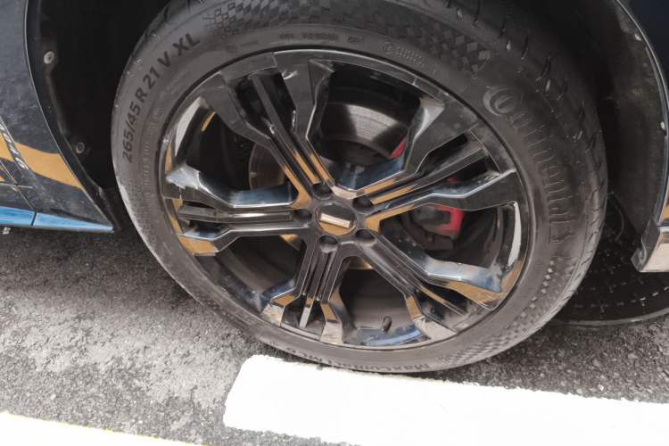 Used Wey VV7 GT 2020 2.0T Brabus Automotive Limited Edition Right Front Wheel Hub