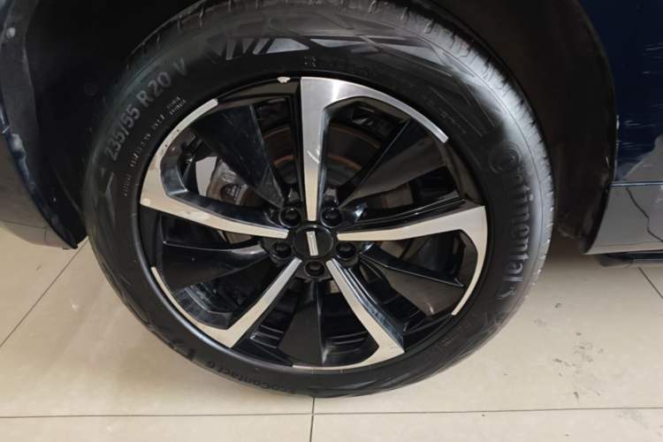 Used Wey VV7 GT 2020 2.0T Flagship Edition Right Rear Wheel Hub