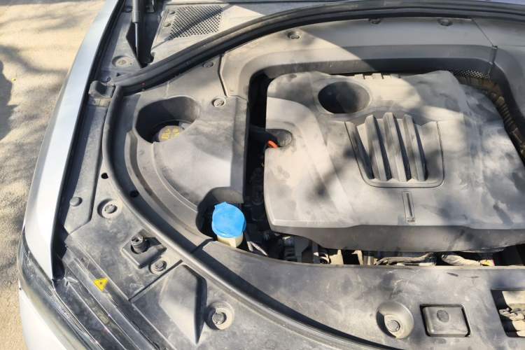 Used Wey VV7 GT 2020 2.0T Flagship Edition Engine Bay Right