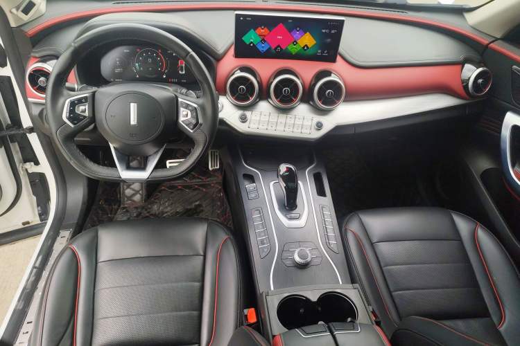 Used Wey VV7 GT 2020 2.0T Brabus Automotive Limited Edition Audio And AC Panel
