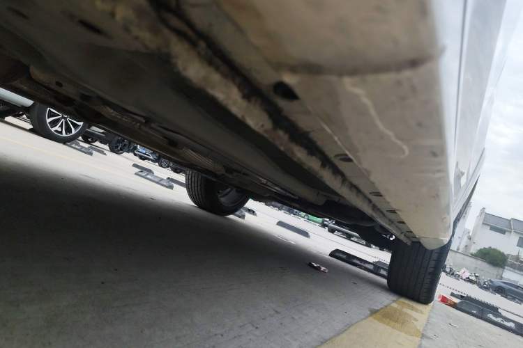 Used Wey VV7 GT 2020 2.0T Brabus Automotive Limited Edition Left Side Sill