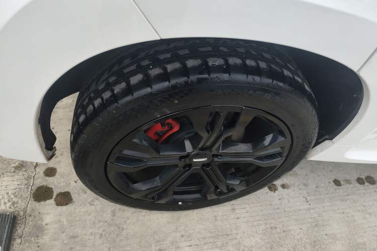 Used Wey VV7 GT 2020 2.0T Brabus Automotive Limited Edition Right Rear Wheel Hub