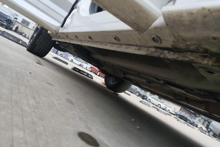 Used Wey VV7 GT 2020 2.0T Brabus Automotive Limited Edition Right Side Sill