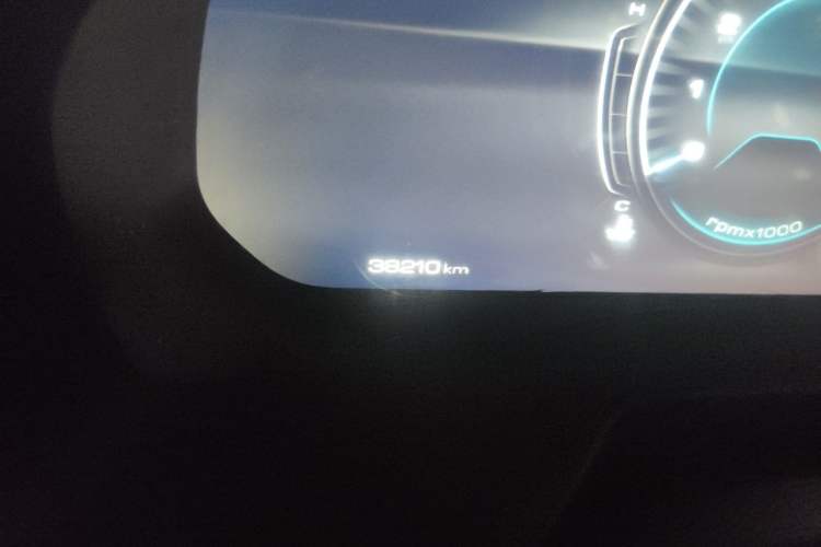 Used Wey VV7 GT 2020 2.0T Flagship Edition Odometer Close Up
