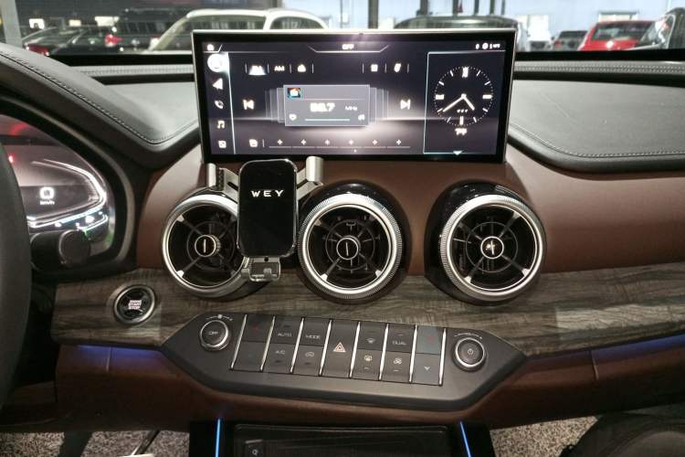 Used Wey VV7 GT New Energy 2020 GT PHEV 2.0T Flagship Model Audio And AC Panel