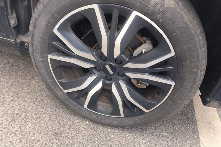 Used Wey VV7 New Energy 2020 PHEV 2.0T Flagship Model Right Front Wheel Hub