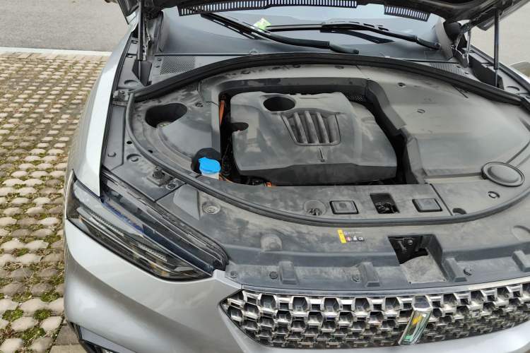 Used Wey VV7 New Energy 2020 PHEV 2.0T Flagship Model Engine Bay Right