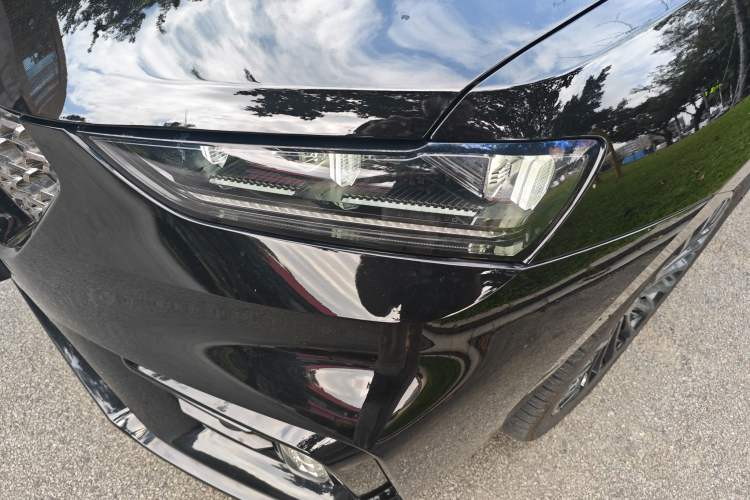 Used Wey VV7 New Energy 2020 PHEV 2.0T Flagship Model Exterior 8