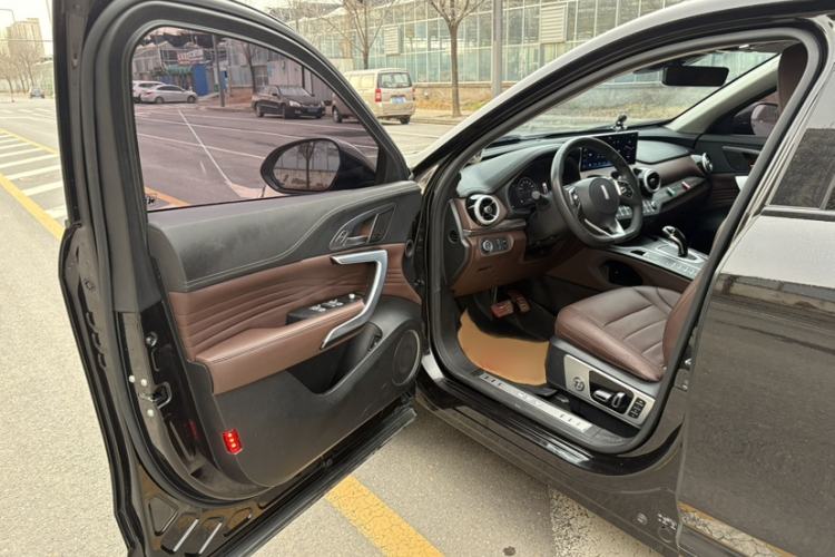 Used Wey VV7 New Energy 2020 PHEV 2.0T Flagship Model Interior 2
