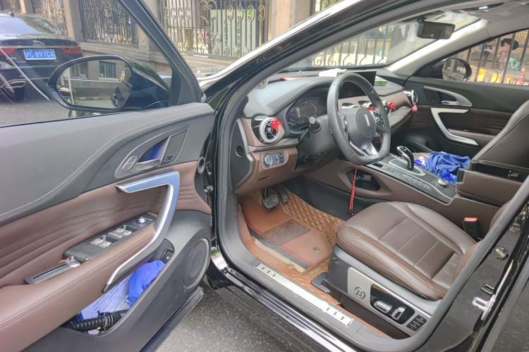Used Wey VV7 New Energy 2020 PHEV 2.0T Flagship Model Interior 3