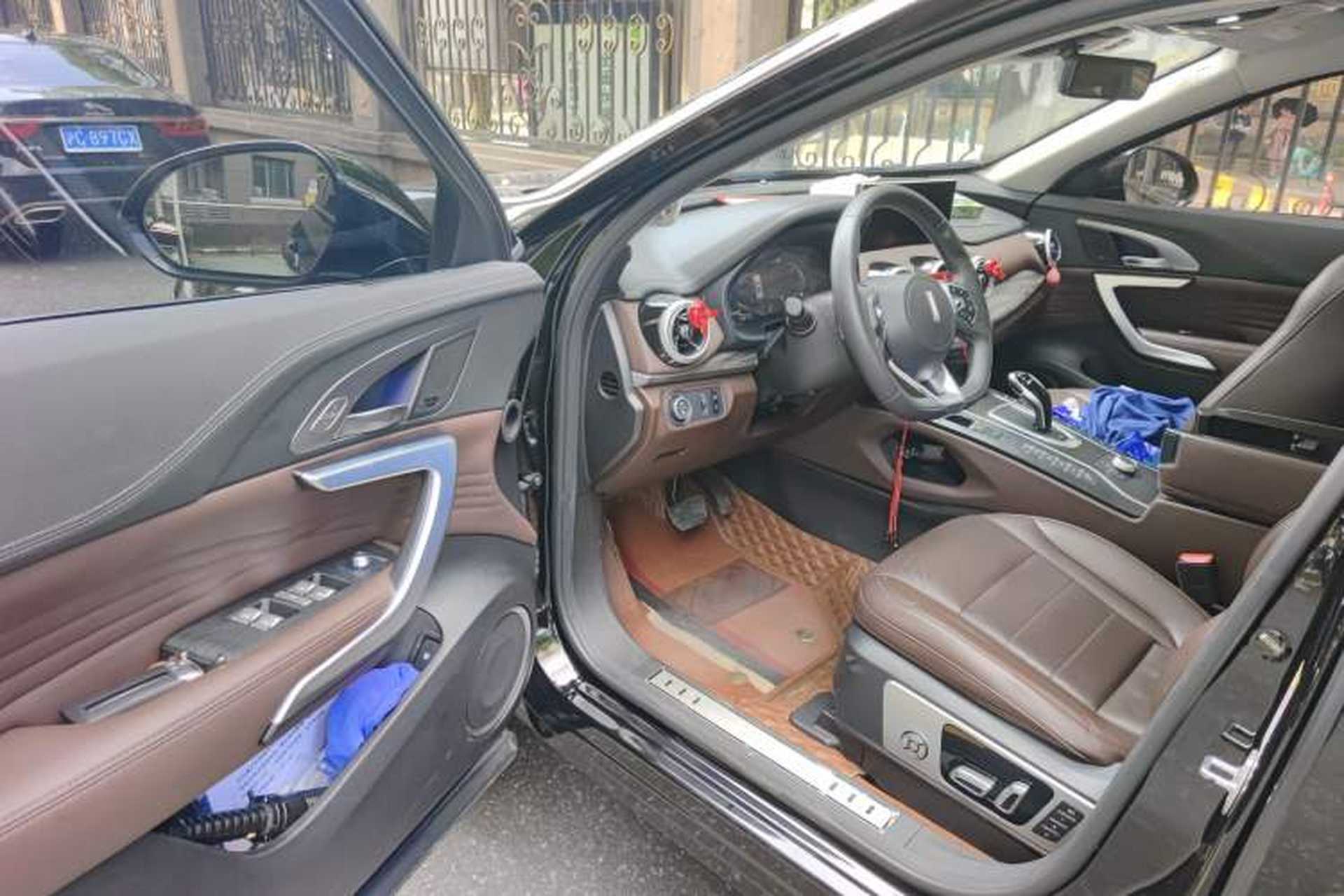 Used Wey VV7 New Energy 2020 PHEV 2.0T Flagship Model Interior 3