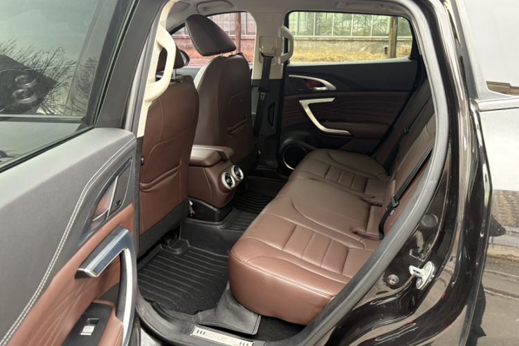 Used Wey VV7 New Energy 2020 PHEV 2.0T Flagship Model Interior 4