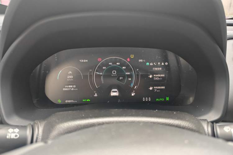 Used Wey VV7 New Energy 2020 PHEV 2.0T Flagship Model Odometer Close Up