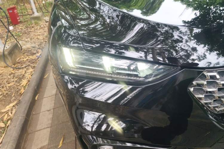Used Wey VV7 New Energy 2020 PHEV 2.0T Flagship Model Right Front Headlight