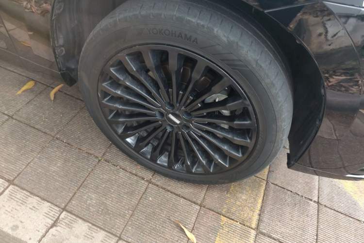 Used Wey VV7 New Energy 2020 PHEV 2.0T Flagship Model Right Front Wheel Hub
