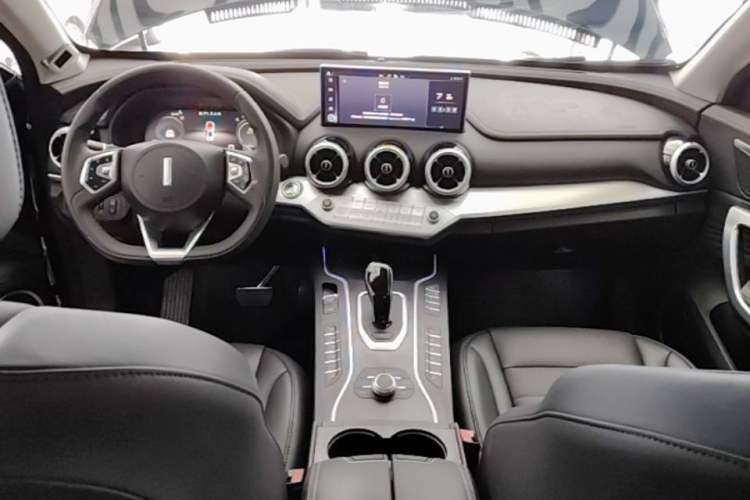 Used Wey VV7 New Energy 2020 PHEV 2.0T Flagship Model Center Console