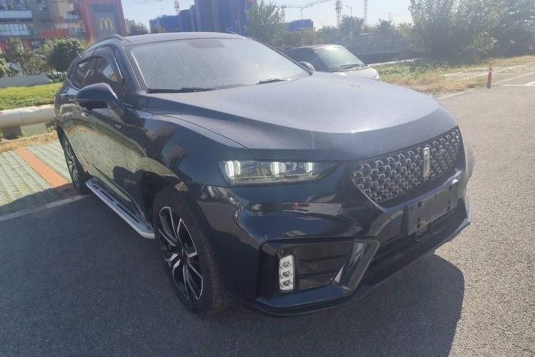 Used Wey VV7 New Energy 2020 PHEV 2.0T Luxury Model Front Right 45 Deg