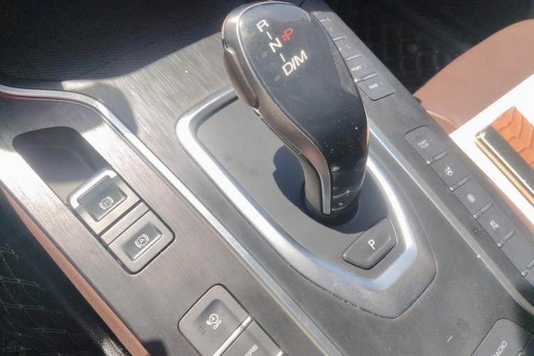 Used Wey VV7 New Energy 2020 PHEV 2.0T Flagship Model Gear Lever