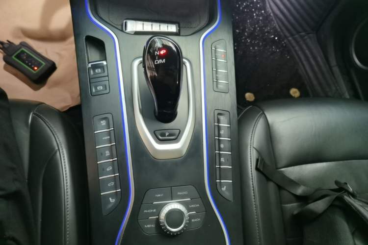 Used Wey VV7 New Energy 2020 PHEV 2.0T Flagship Model Gear Lever
