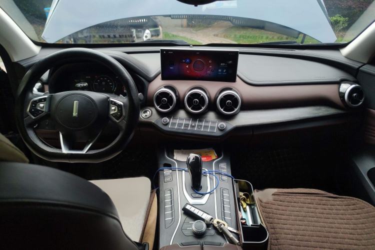 Used Wey VV7 New Energy 2020 PHEV 2.0T Luxury Model Interior 2
