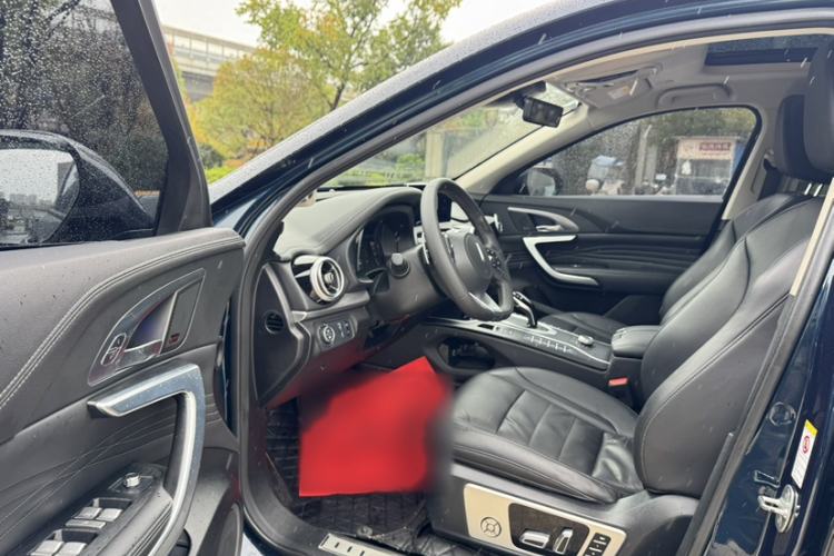 Used Wey VV7 New Energy 2020 PHEV 2.0T Flagship Model Interior 2