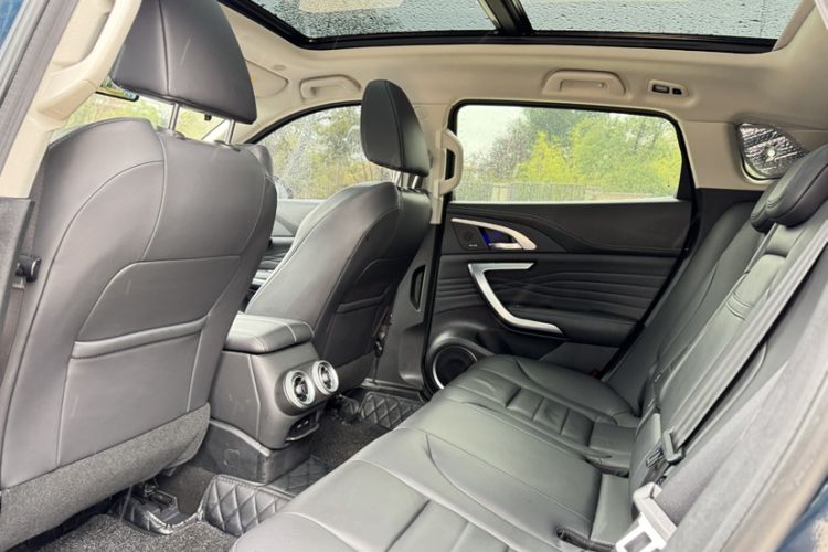 Used Wey VV7 New Energy 2020 PHEV 2.0T Flagship Model Interior 3