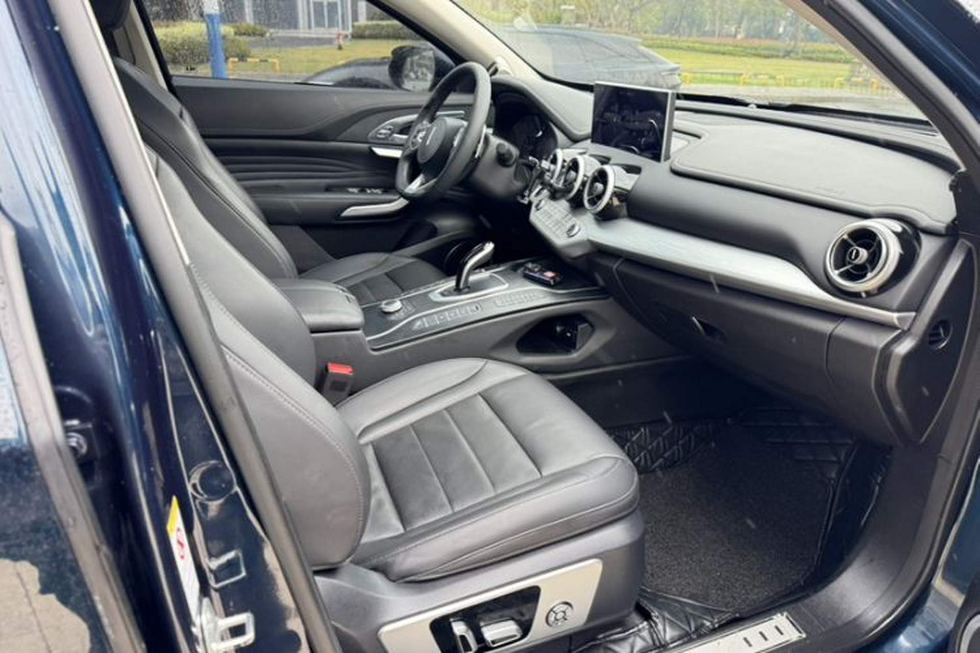 Used Wey VV7 New Energy 2020 PHEV 2.0T Flagship Model Interior 4