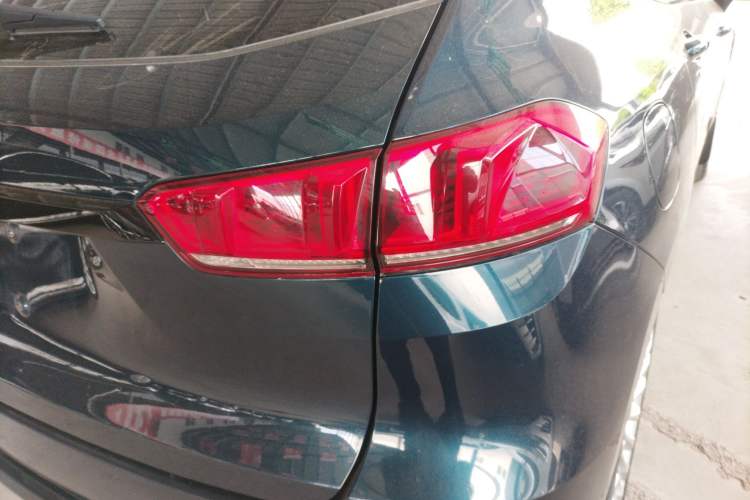 Used Wey VV7 New Energy 2020 PHEV 2.0T Flagship Model Right Rear Taillight