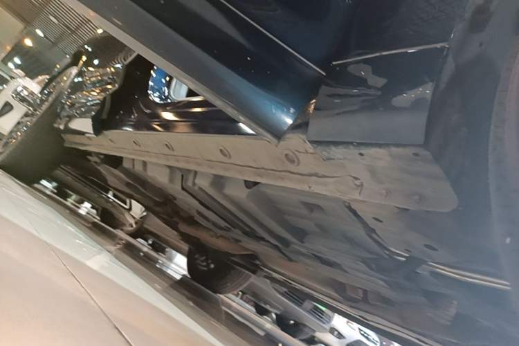 Used Wey VV7 New Energy 2020 PHEV 2.0T Flagship Model Right Side Sill