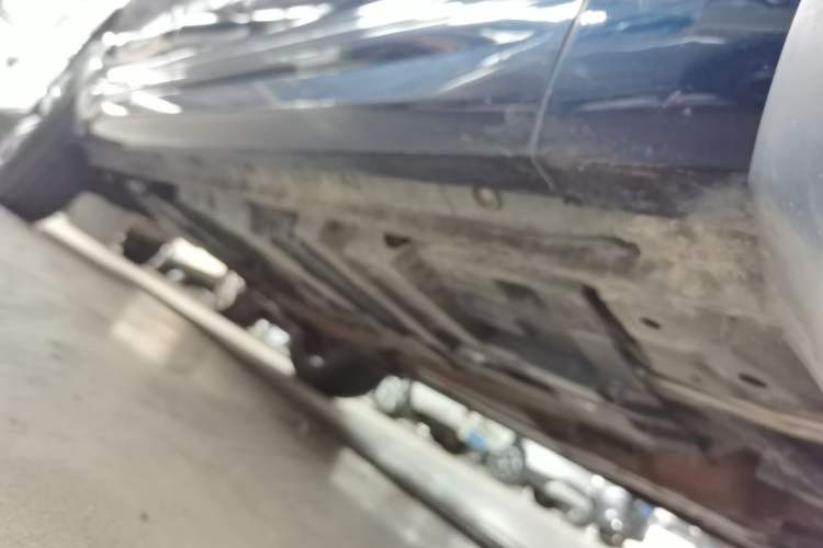 Used Wey VV7 New Energy 2020 PHEV 2.0T Flagship Model Right Side Sill