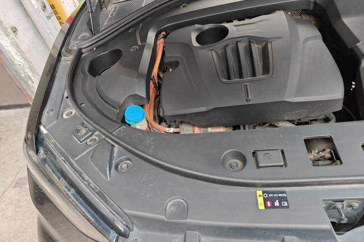 Used Wey VV7 New Energy 2020 PHEV 2.0T Flagship Model Engine Bay Right