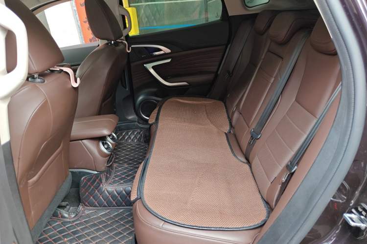 Used Wey VV7 New Energy 2020 PHEV 2.0T Flagship Model Left Rear Seat