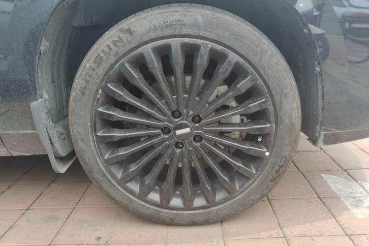 Used Wey VV7 New Energy 2020 PHEV 2.0T Flagship Model Right Front Wheel Hub