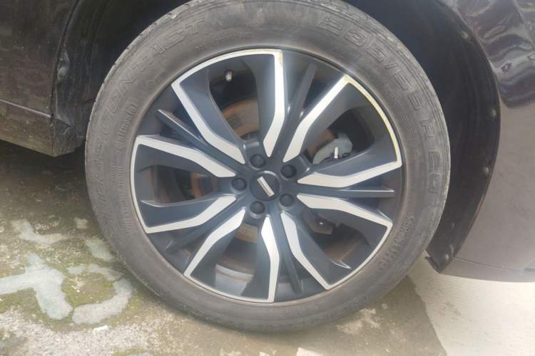 Used Wey VV7 New Energy 2020 PHEV 2.0T Flagship Model Right Front Wheel Hub