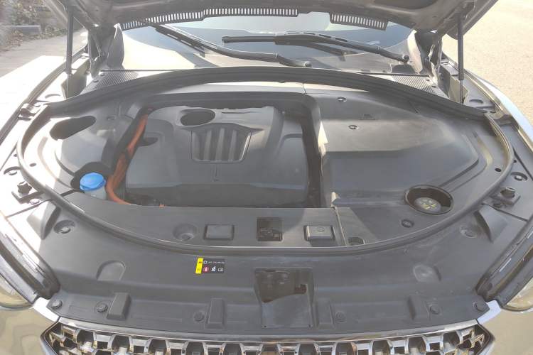 Used Wey VV7 New Energy 2020 PHEV 2.0T Flagship Model Engine Bay