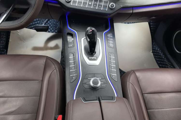 Used Wey VV7 New Energy 2020 PHEV 2.0T Flagship Model Gear Lever