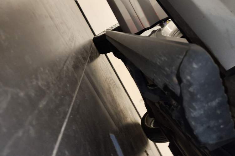 Used Wey VV7 New Energy 2020 PHEV 2.0T Flagship Model Right Side Sill