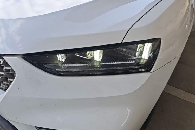 Used Wey VV7 New Energy 2020 PHEV 2.0T Flagship Model Left Front Headlight