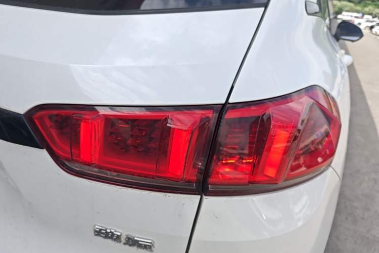 Used Wey VV7 New Energy 2020 PHEV 2.0T Flagship Model Right Rear Taillight