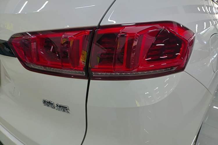 Used Wey VV7 New Energy 2020 PHEV 2.0T Flagship Model Right Rear Taillight