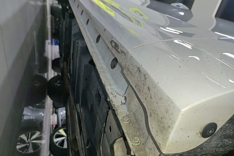 Used Wey VV7 New Energy 2020 PHEV 2.0T Flagship Model Right Side Sill