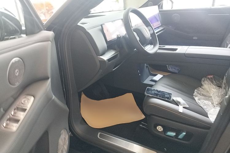 Used Wey WEI Brand V9X 2026 Model Extended-Length Executive Edition Driver Seat