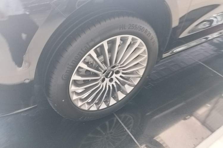 Used Wey WEI Brand V9X 2026 Model Extended-Length Executive Edition Left Front Wheel Hub