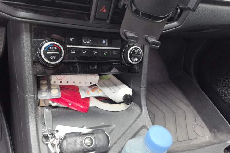 Used WM Motor E.5 2021 400 Ji Ke Xing Audio And AC Panel