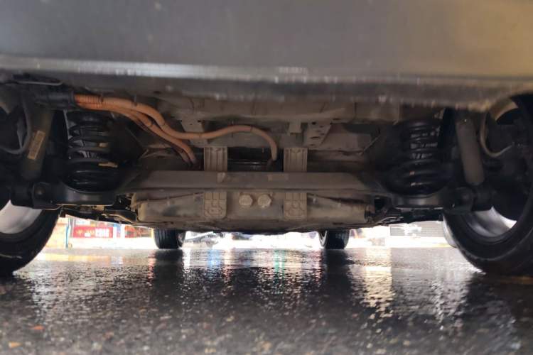 Used WM Motor E.5 2021 500 Ji Ke Xing Chassis Rear
