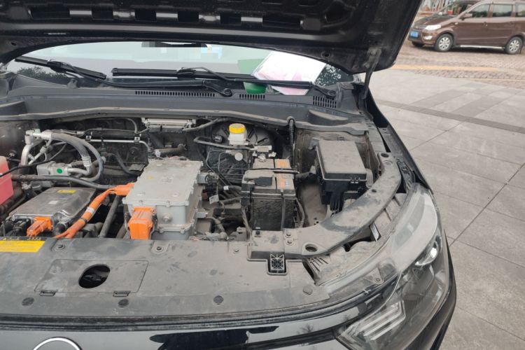 Used WM Motor E.5 2021 500 Ji Ke Xing Engine Bay Left