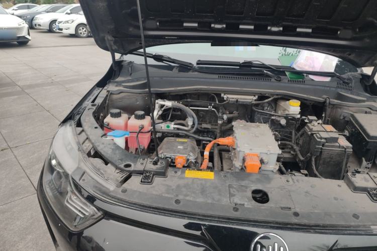 Used WM Motor E.5 2021 500 Ji Ke Xing Engine Bay Right